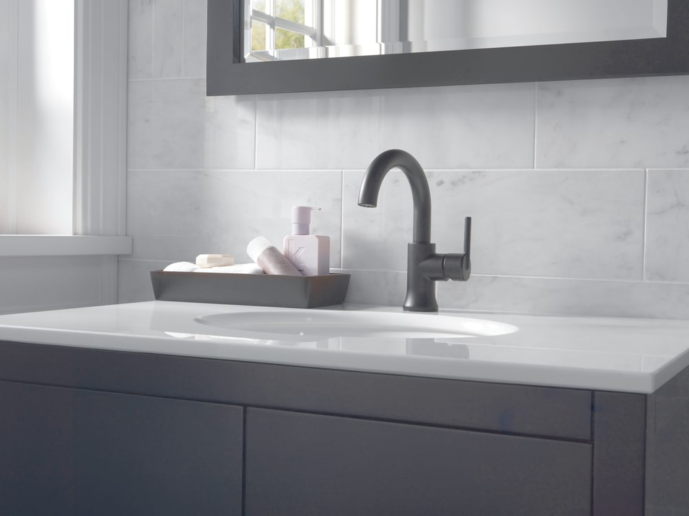 1-Handle Lavatory Faucet with Diamond Seal Technology, Matte Black G8M2 - product image 4