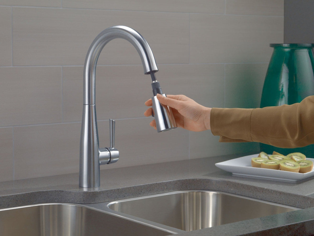 1-Handle Pull-Down Kitchen Faucet Arctic, Stainless Y7F0 - product image 3